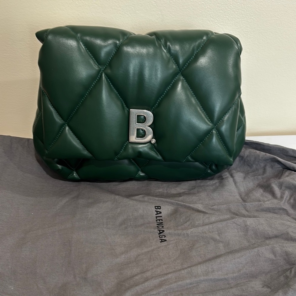 Balenciaga Green Quilted clutch Women's Bag
